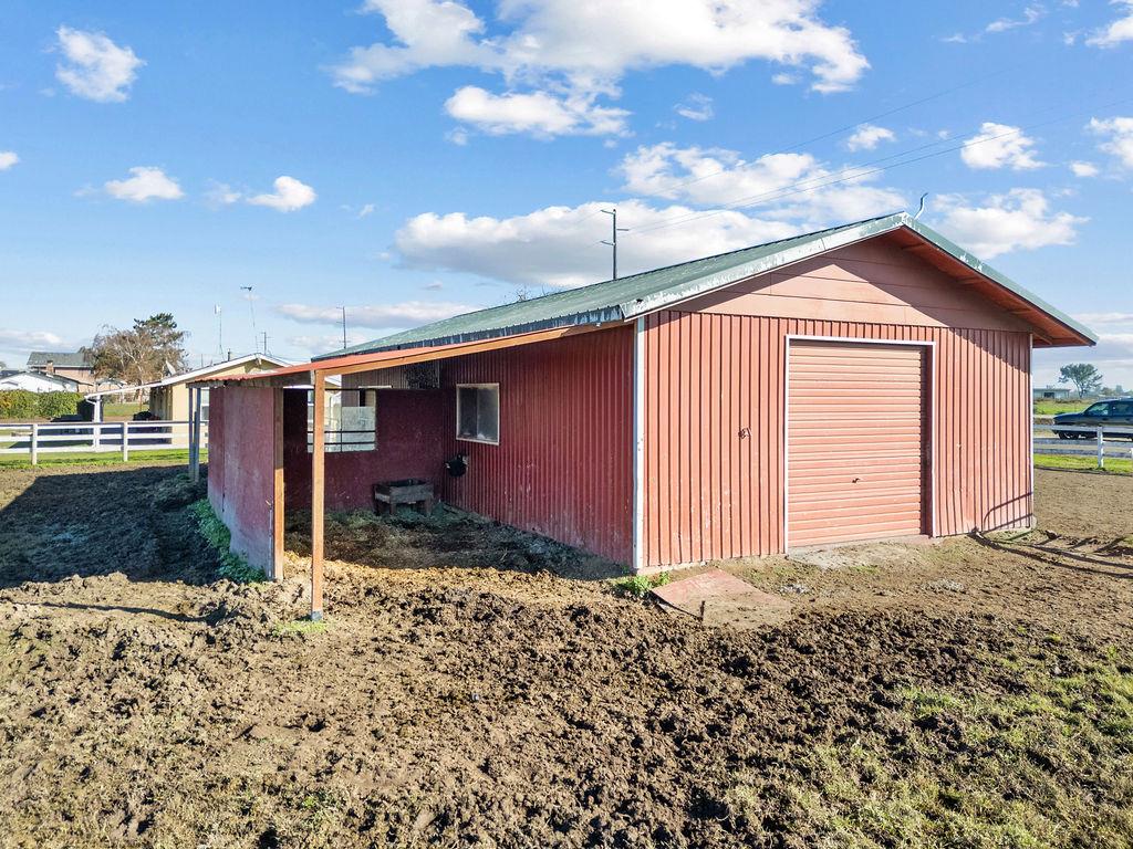 5801 Pleasant Valley Rd, Oakdale, CA 95361