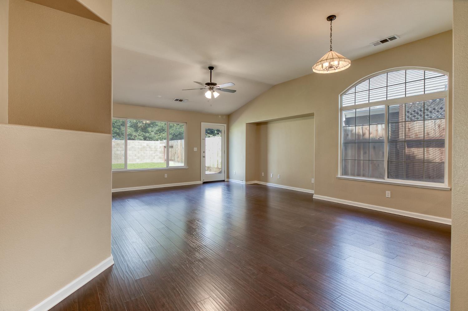 3517 Kentfield Ct, Modesto, CA 95355