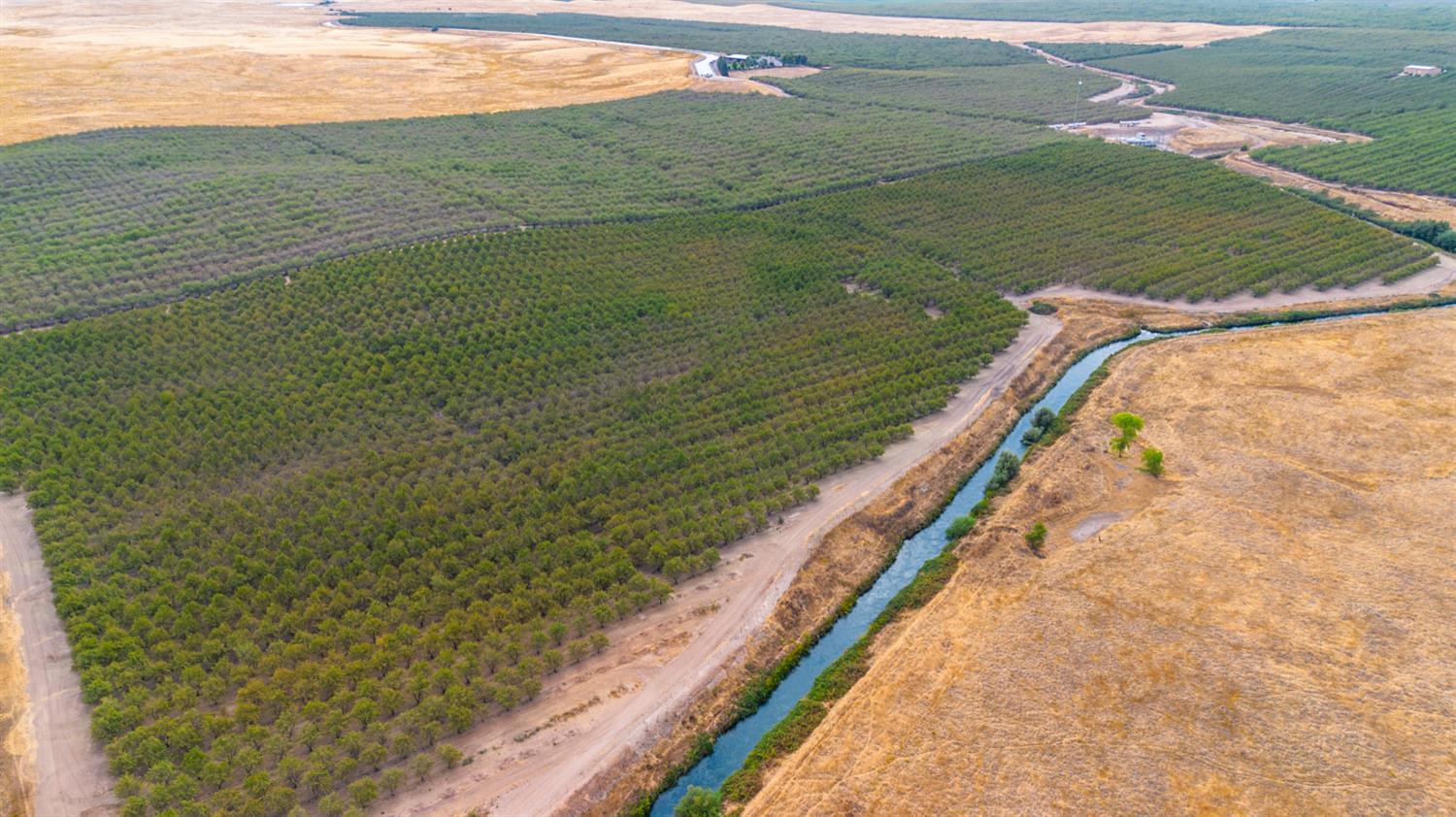 28 Mile Rd, Oakdale, CA 95361