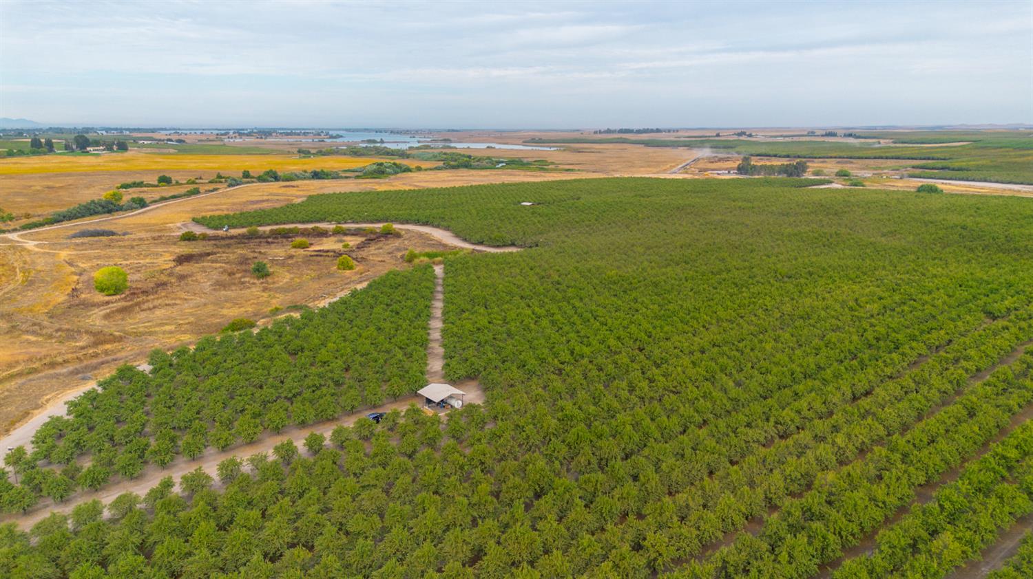 28 Mile Rd, Oakdale, CA 95361