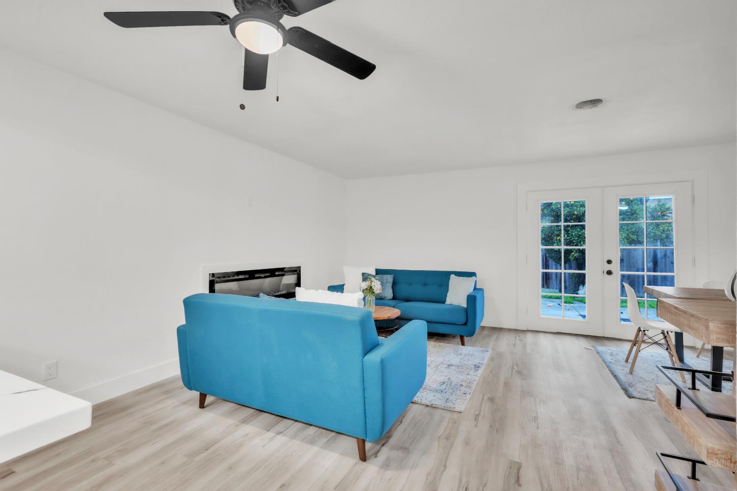 830 Flower St, Turlock, CA 95380