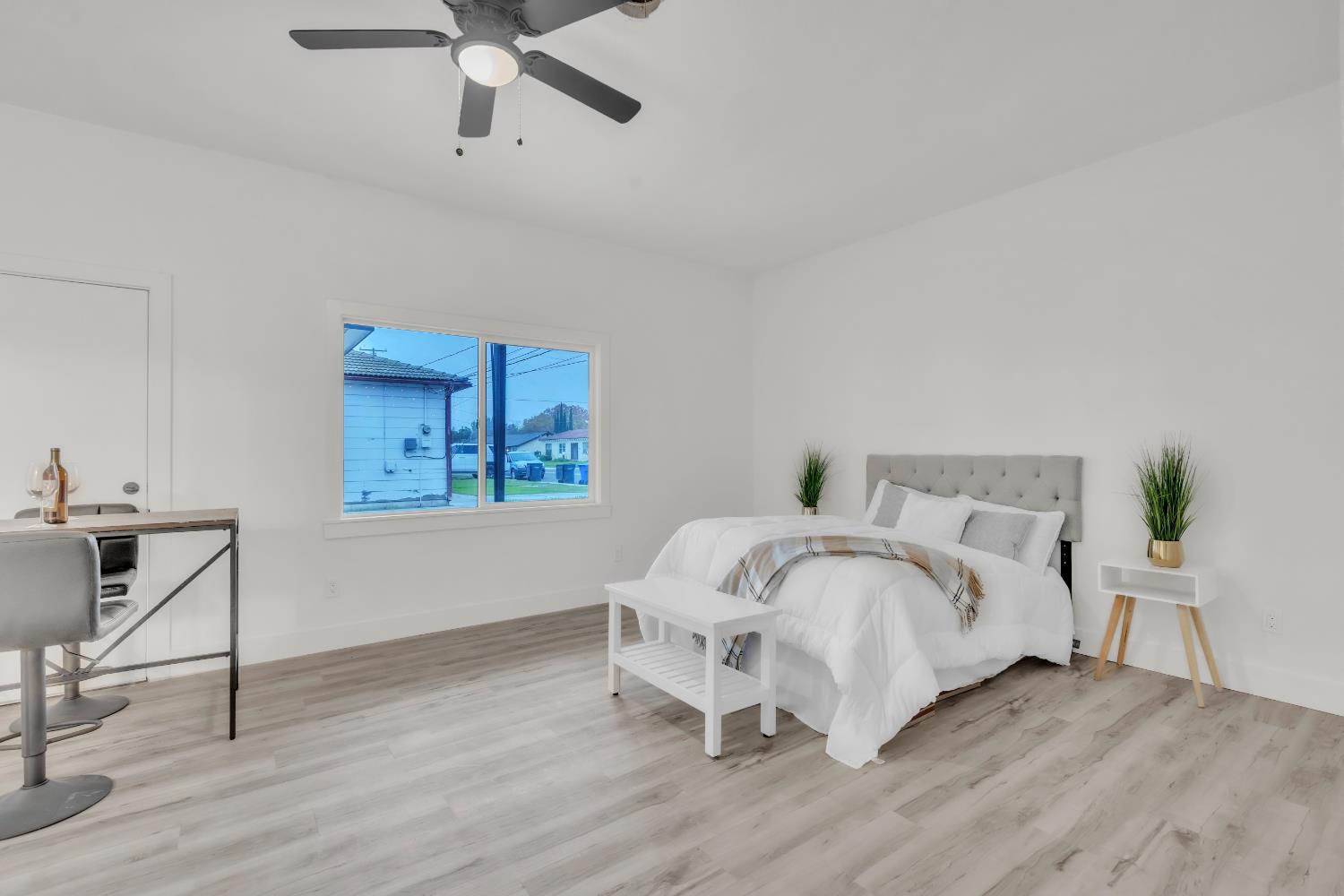 830 Flower St, Turlock, CA 95380