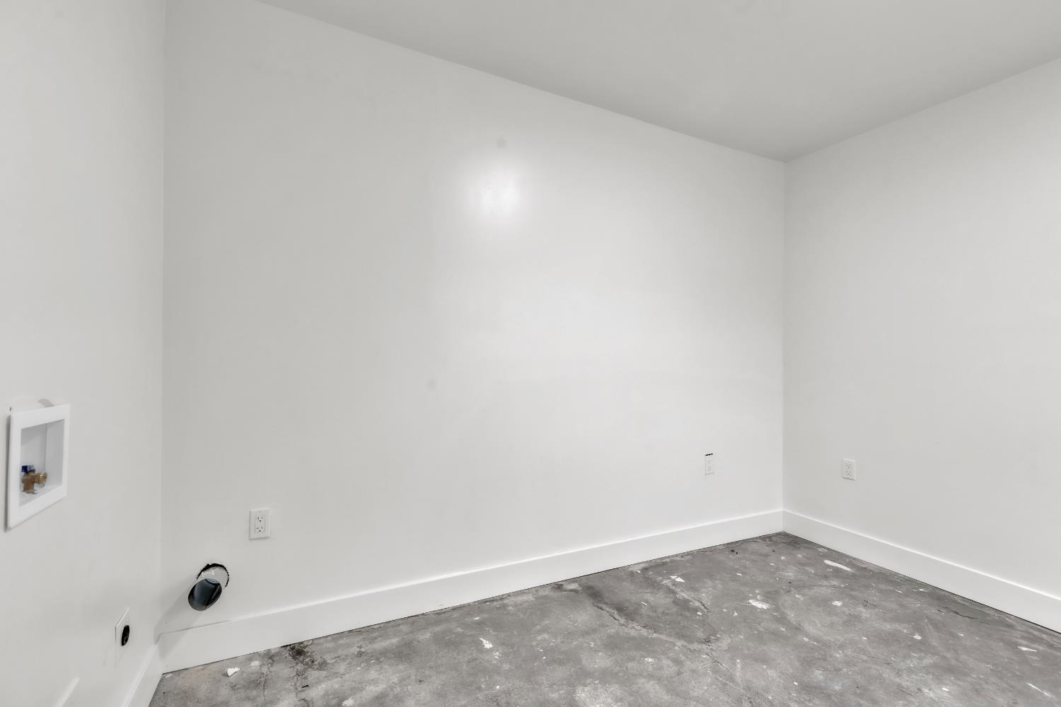 830 Flower St, Turlock, CA 95380