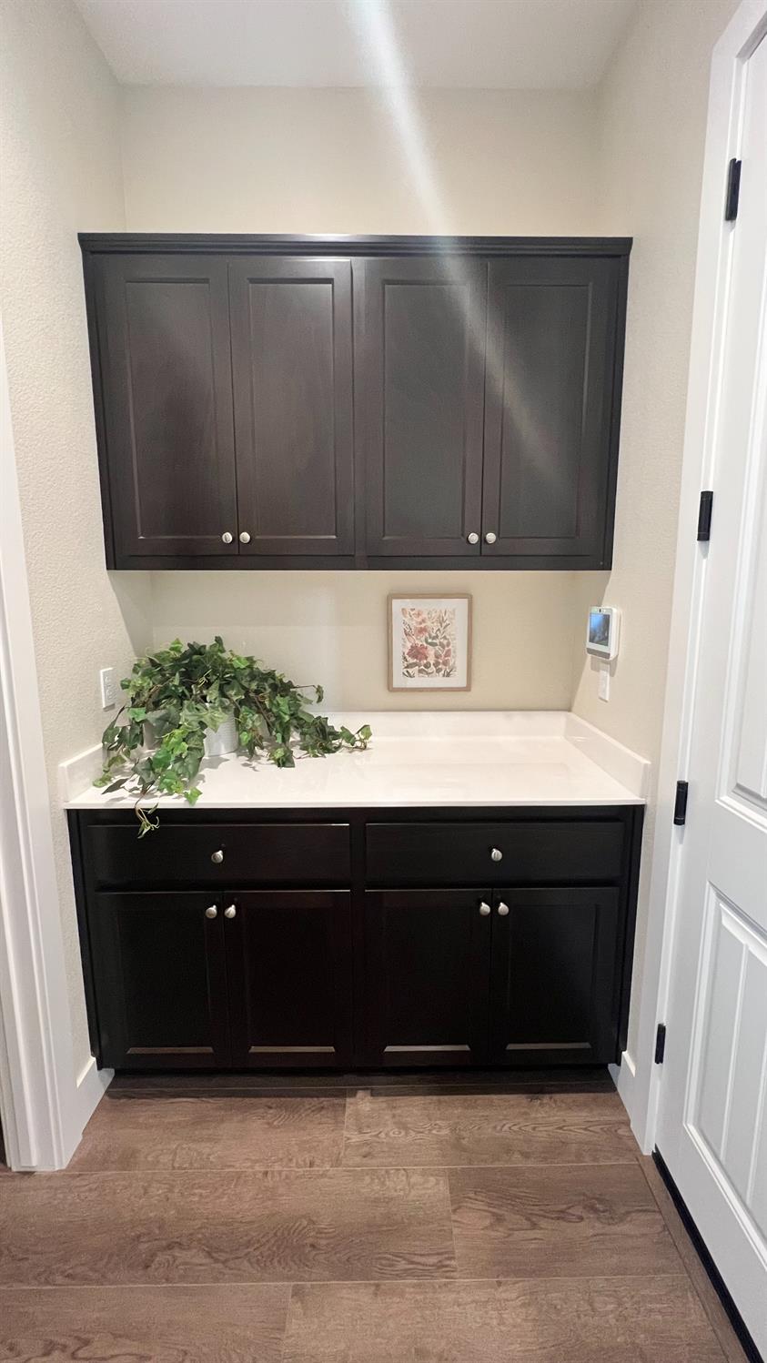 1030 Meadowlands Dr, Oakdale, CA 95361