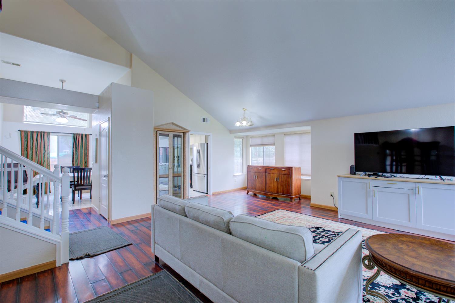 814 Casa Ct, Los Banos, CA 93635