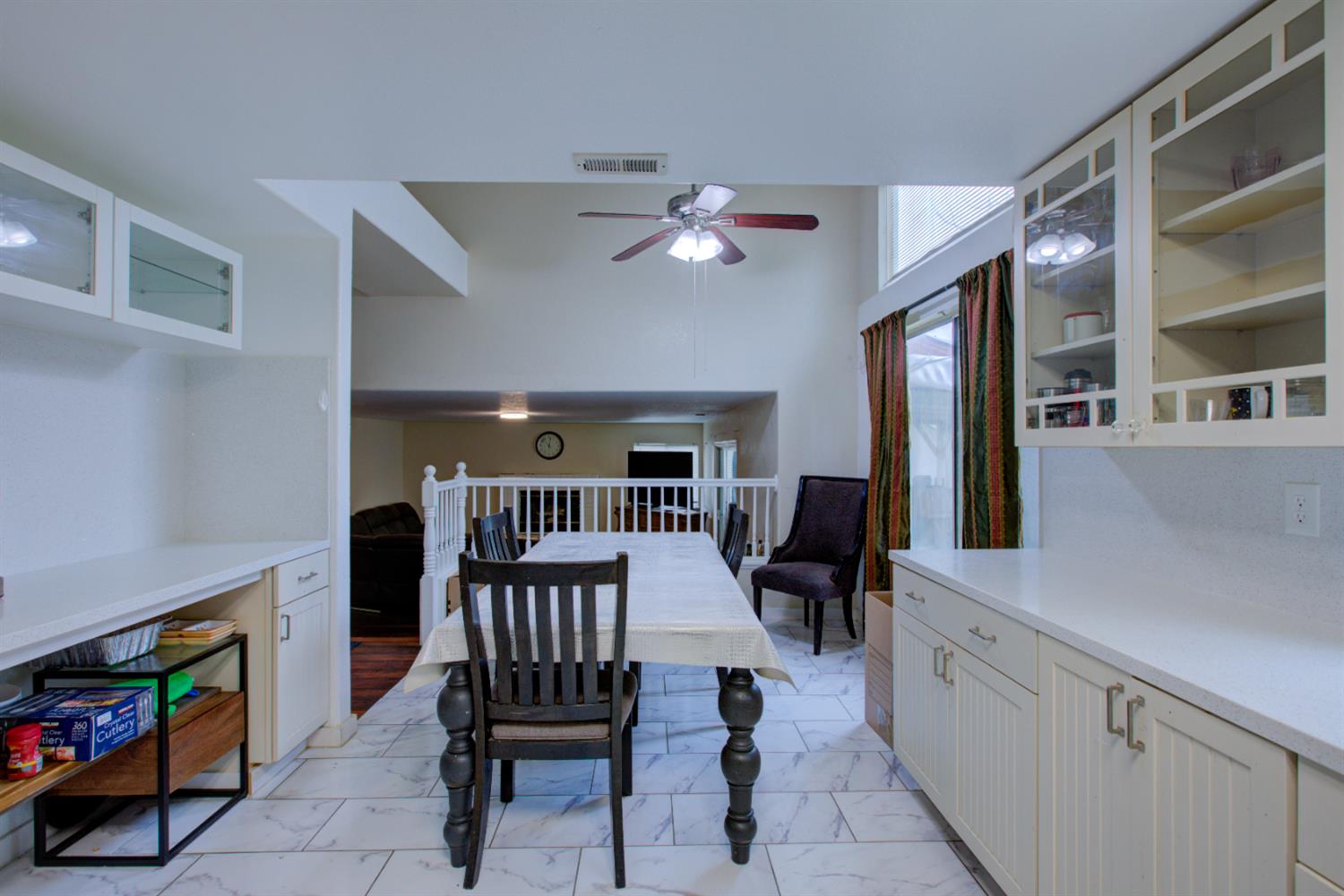 814 Casa Ct, Los Banos, CA 93635