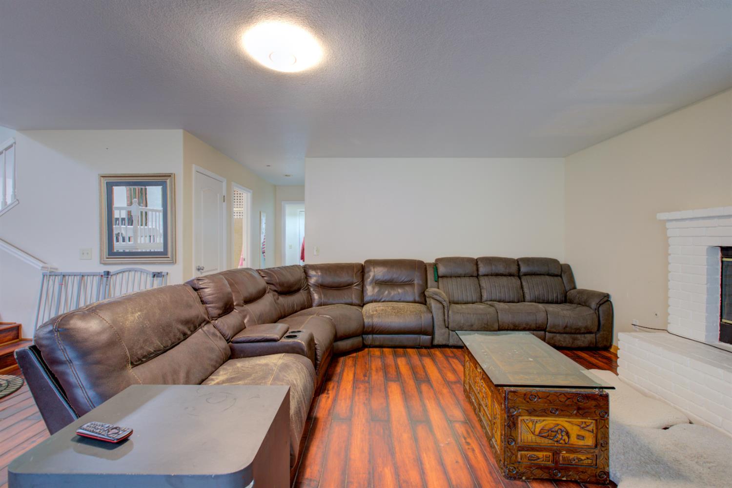 814 Casa Ct, Los Banos, CA 93635