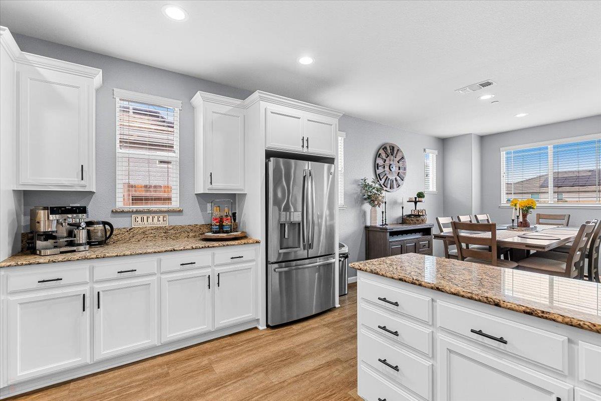 6617 Cervi Rd, Riverbank, CA 95367