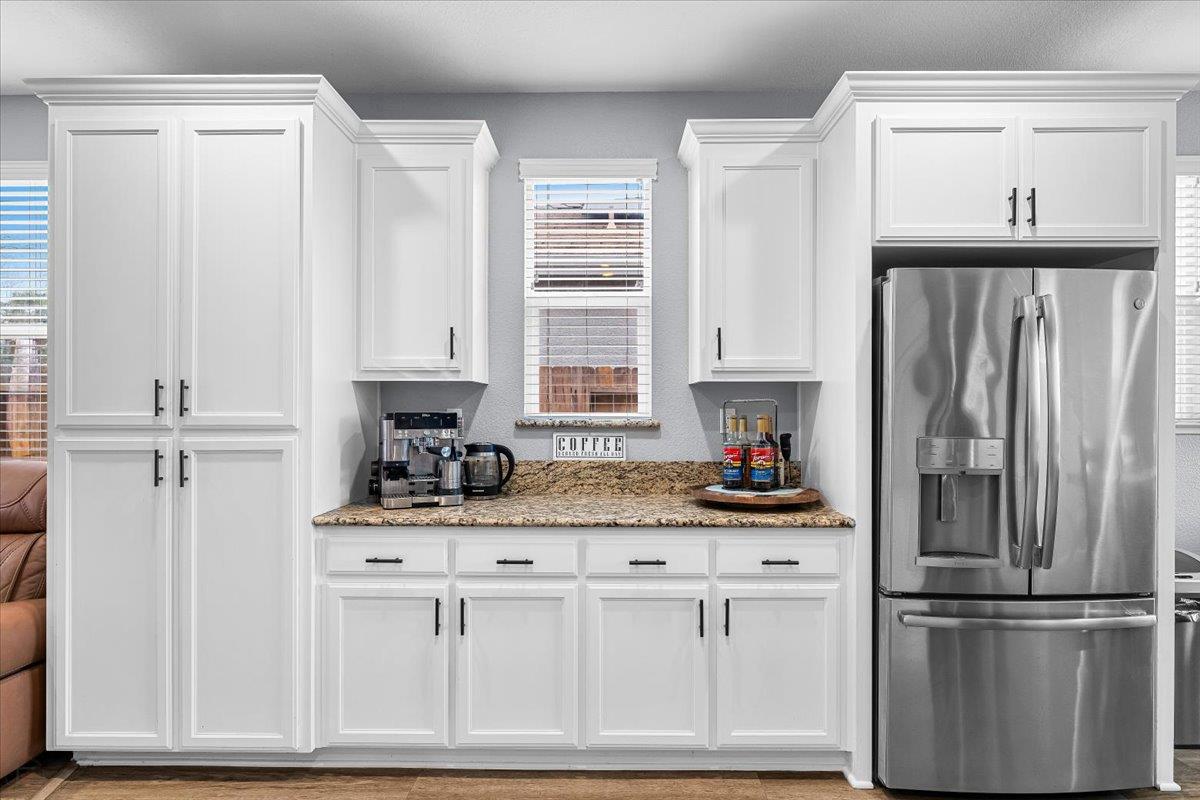 6617 Cervi Rd, Riverbank, CA 95367