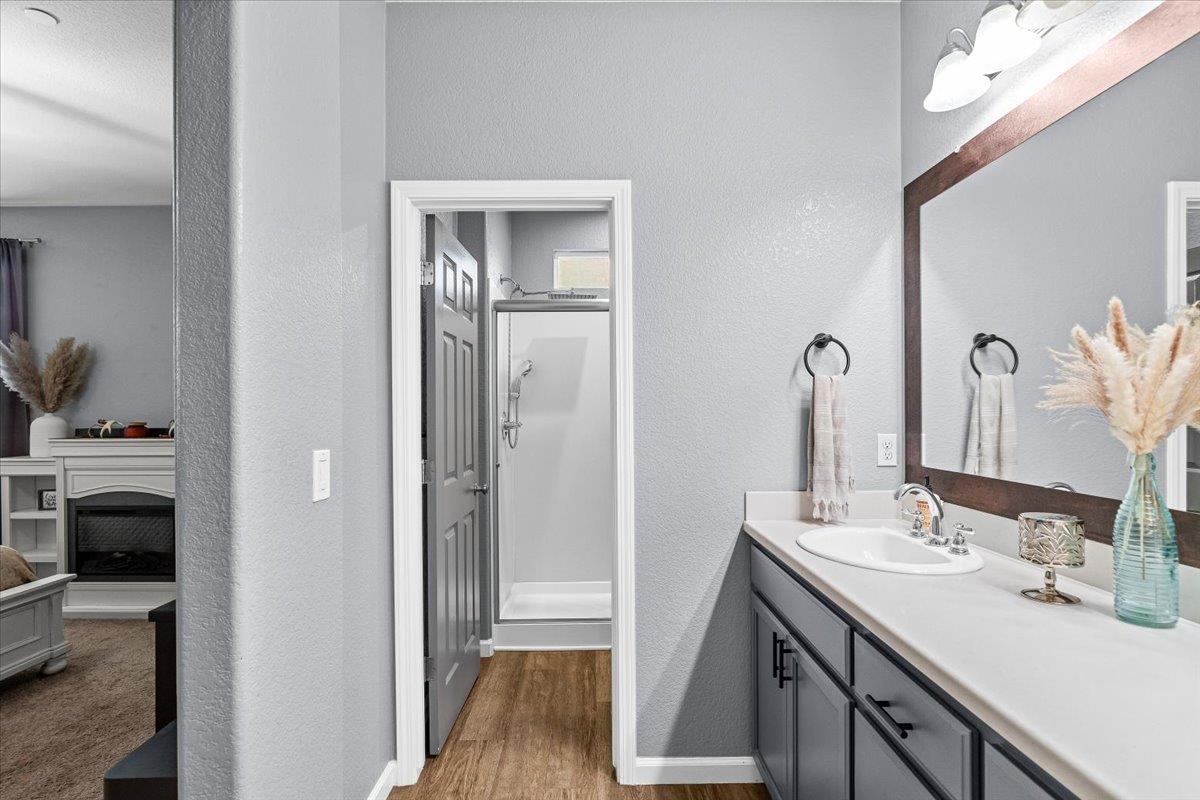 6617 Cervi Rd, Riverbank, CA 95367