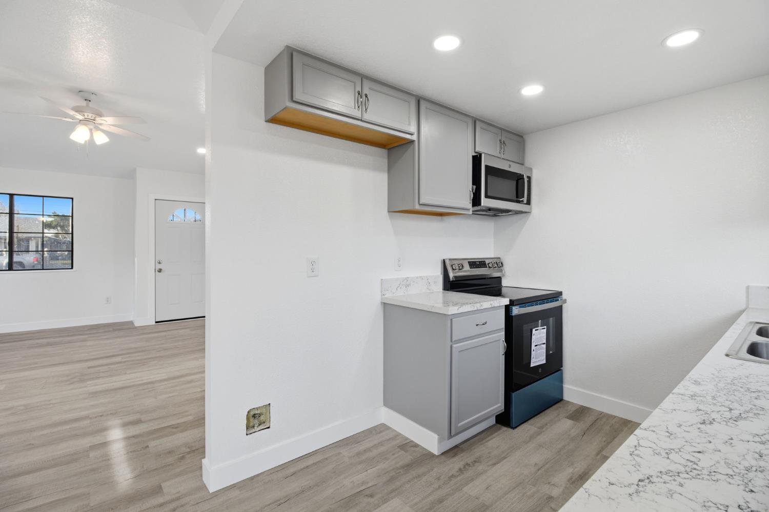 2104 Olive Branch Dr, Modesto, CA 95351