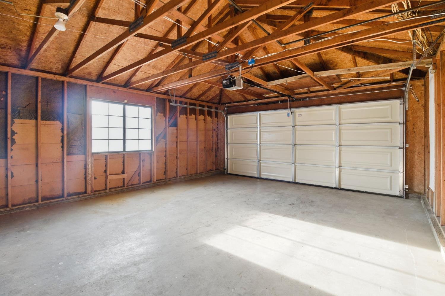 2104 Olive Branch Dr, Modesto, CA 95351