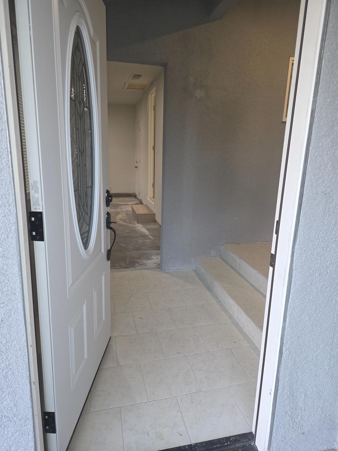 214 N Santa Clara St, Los Banos, CA 93635