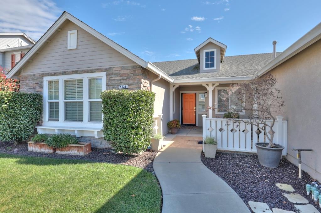 5530 Chancellor Way, Riverbank, CA 95367