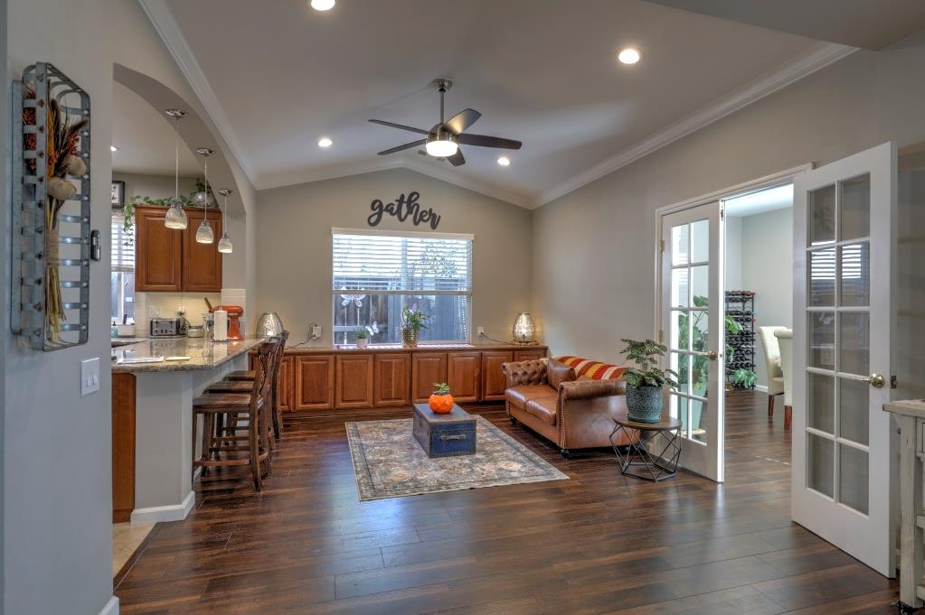 5530 Chancellor Way, Riverbank, CA 95367