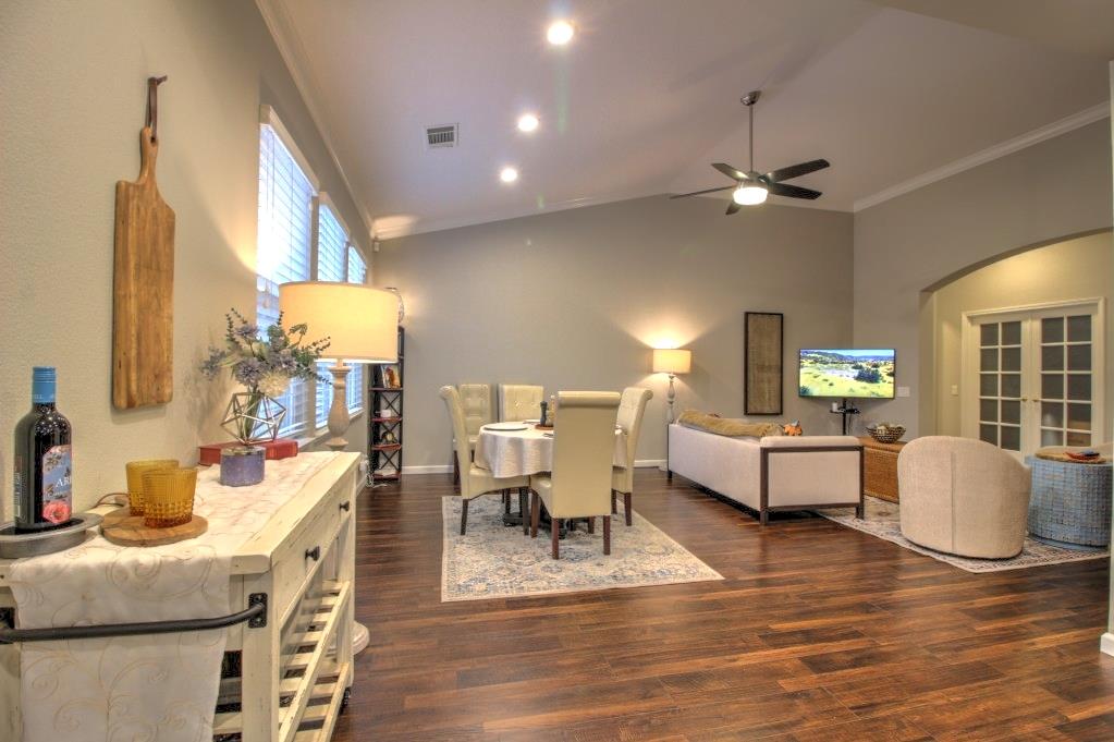 5530 Chancellor Way, Riverbank, CA 95367