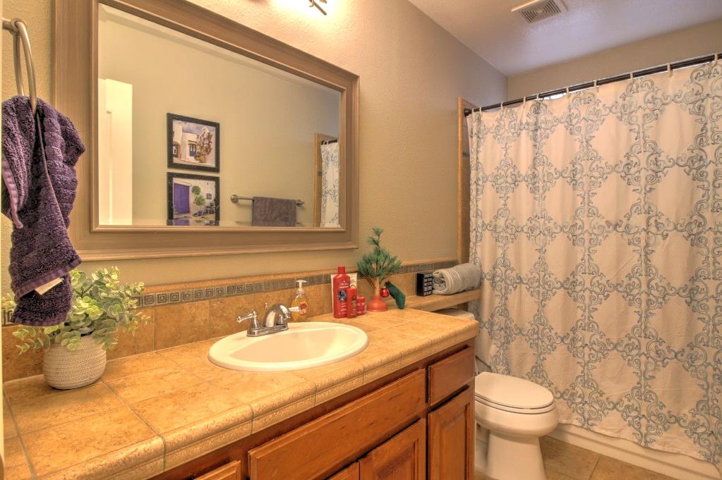 5530 Chancellor Way, Riverbank, CA 95367