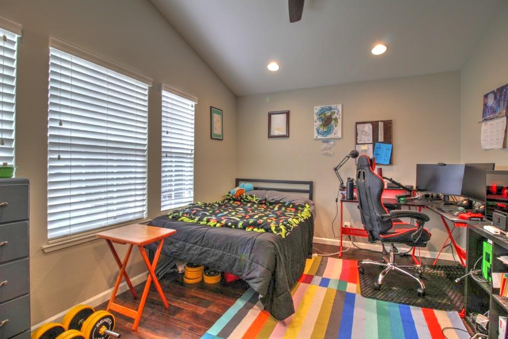 5530 Chancellor Way, Riverbank, CA 95367