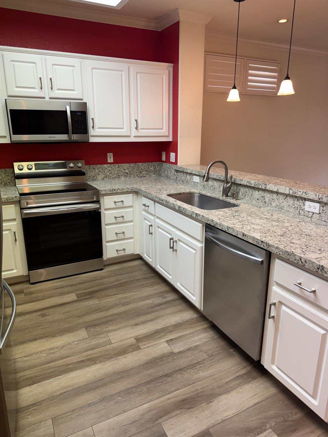 3350 Spring Garden Dr, Turlock, CA 95382