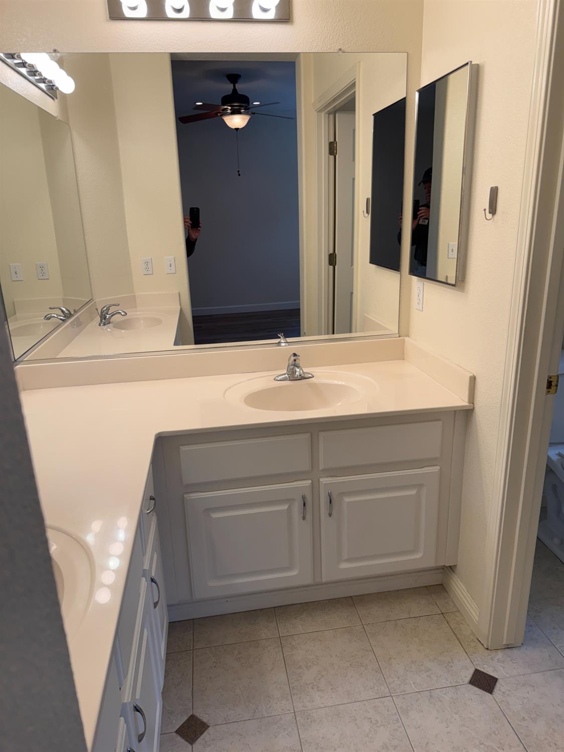 3350 Spring Garden Dr, Turlock, CA 95382