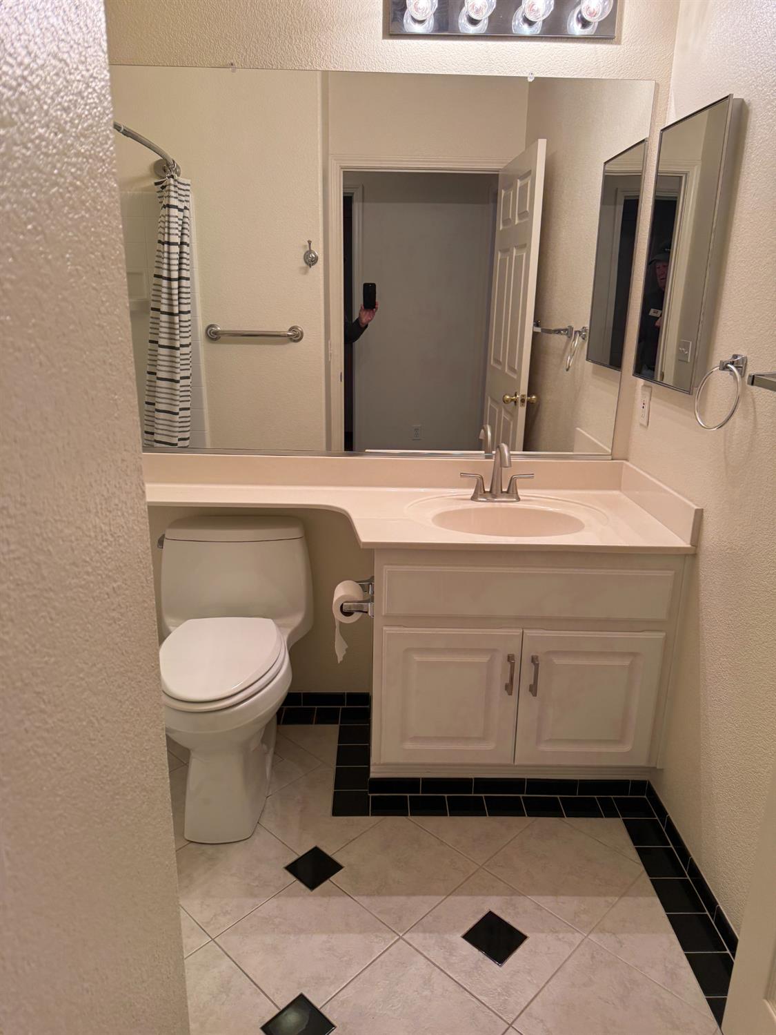 3350 Spring Garden Dr, Turlock, CA 95382