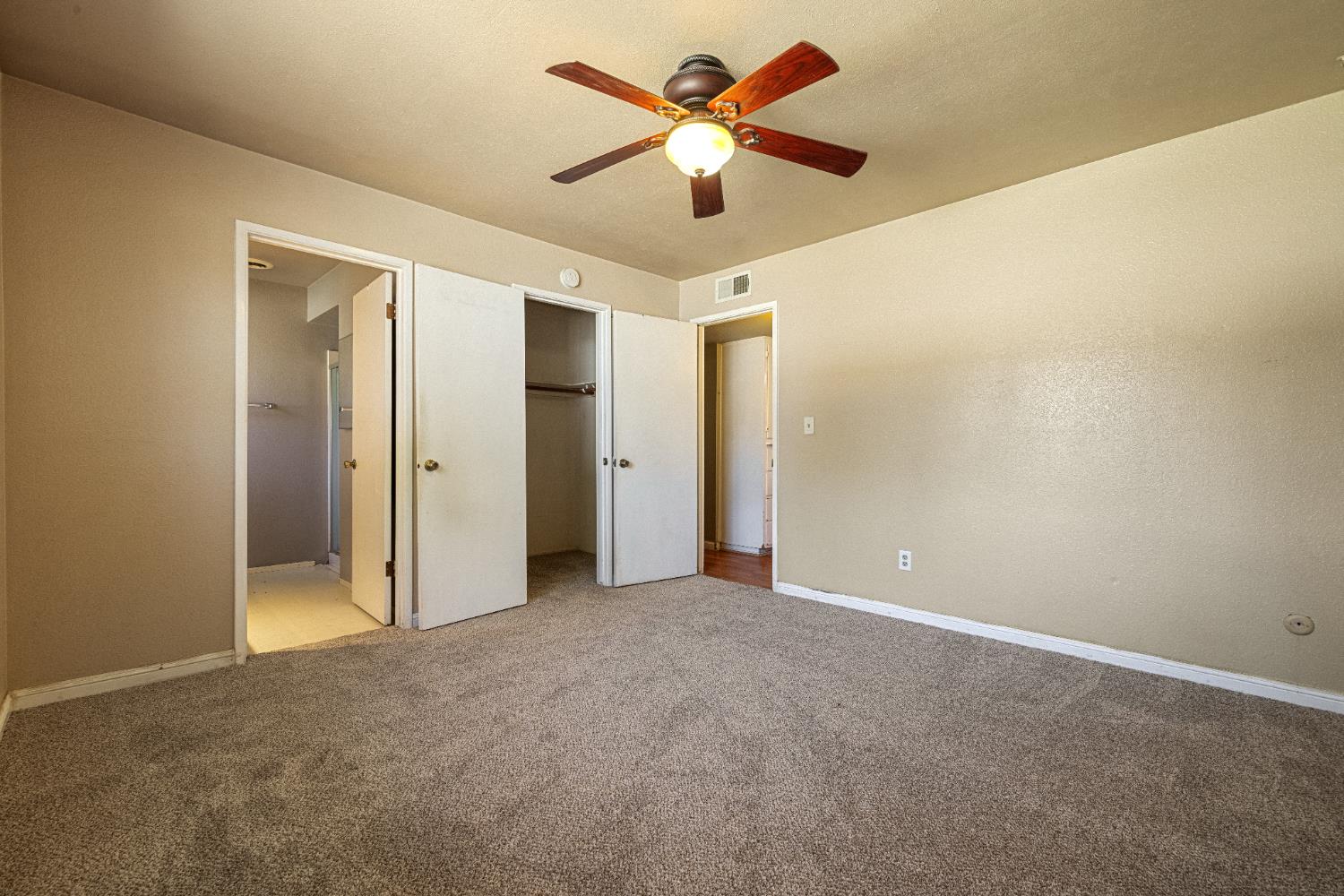 808 Cadillac Dr, Modesto, CA 95351