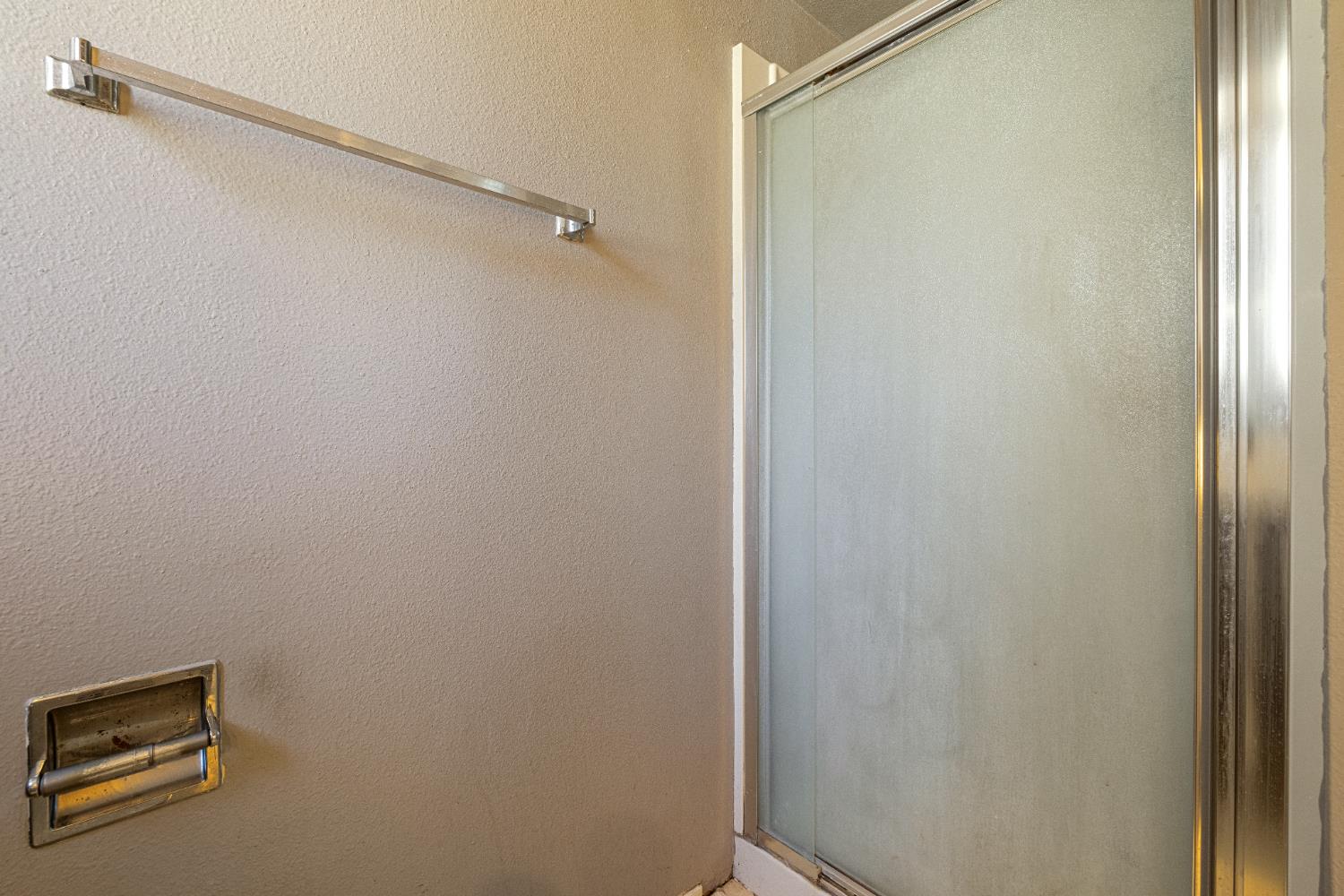 808 Cadillac Dr, Modesto, CA 95351