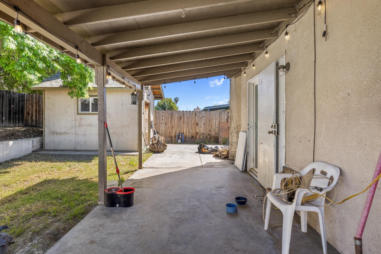 808 Cadillac Dr, Modesto, CA 95351