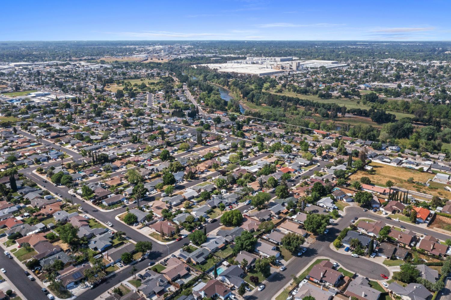 808 Cadillac Dr, Modesto, CA 95351