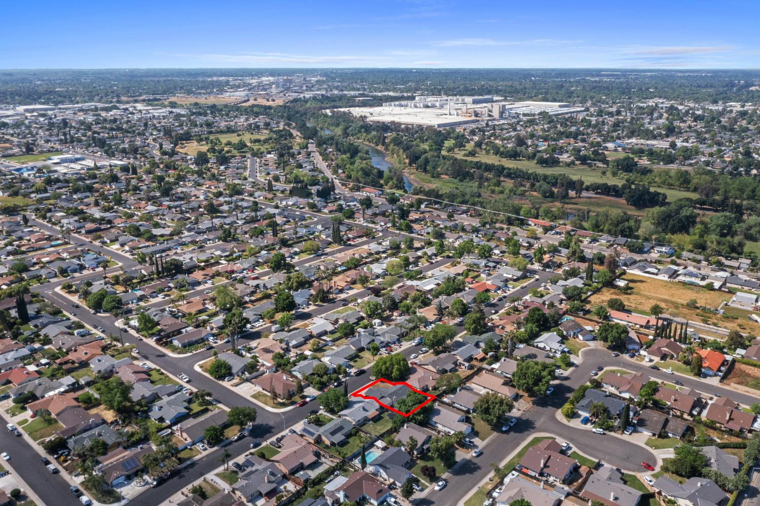 808 Cadillac Dr, Modesto, CA 95351