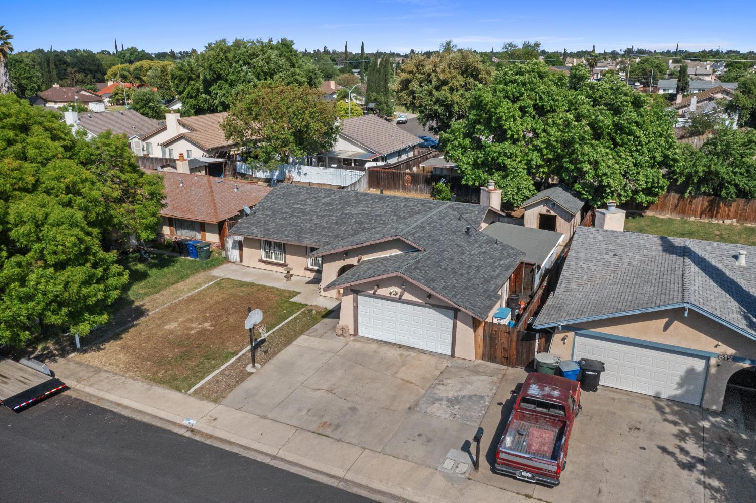 808 Cadillac Dr, Modesto, CA 95351