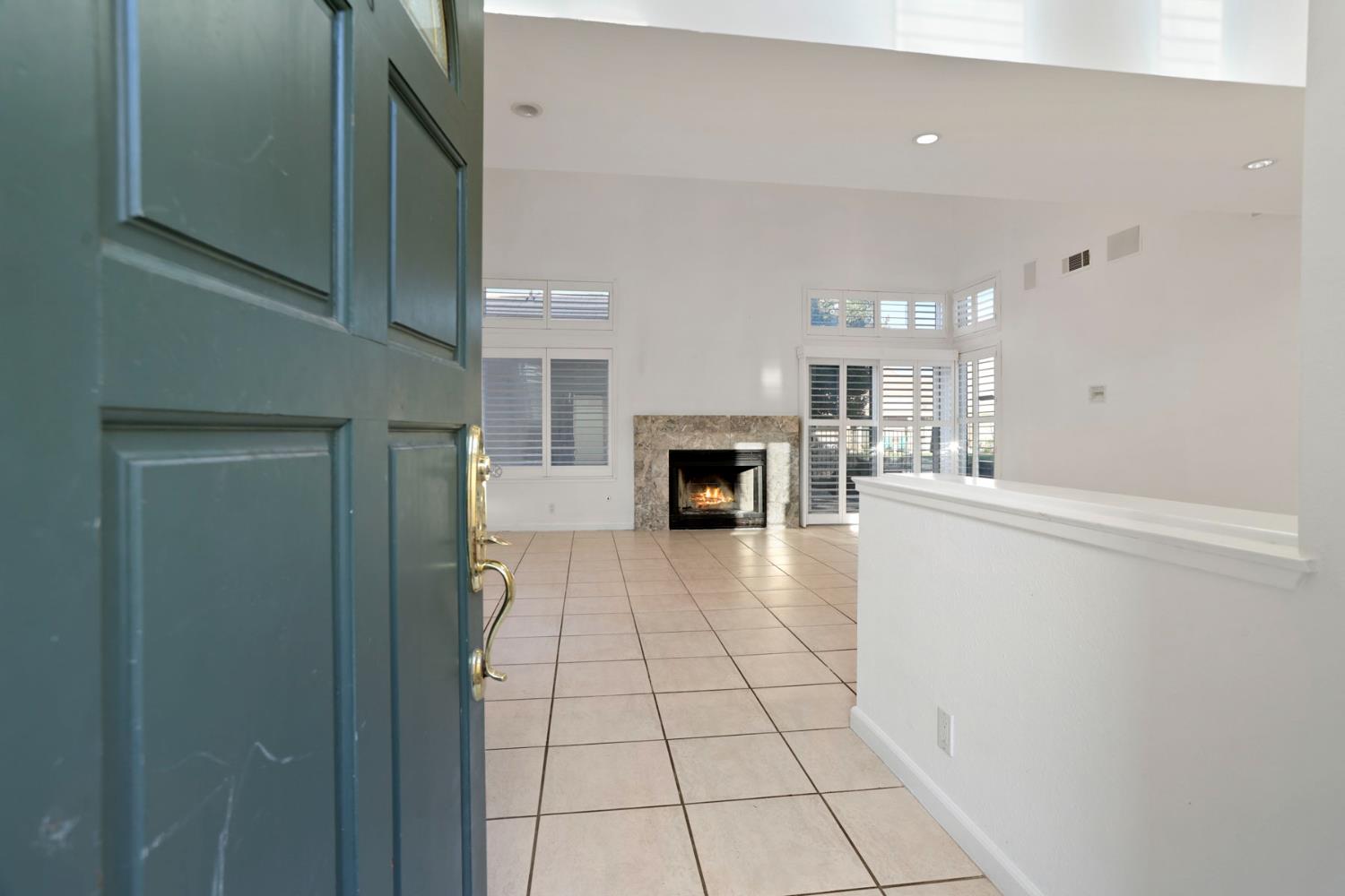 1040 Copper Park Ln, Modesto, CA 95355