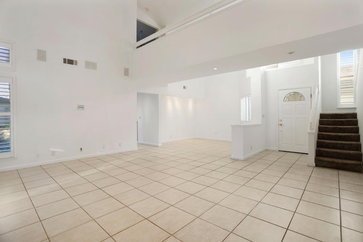 1040 Copper Park Ln, Modesto, CA 95355