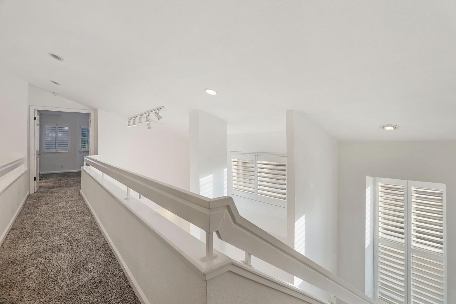 1040 Copper Park Ln, Modesto, CA 95355