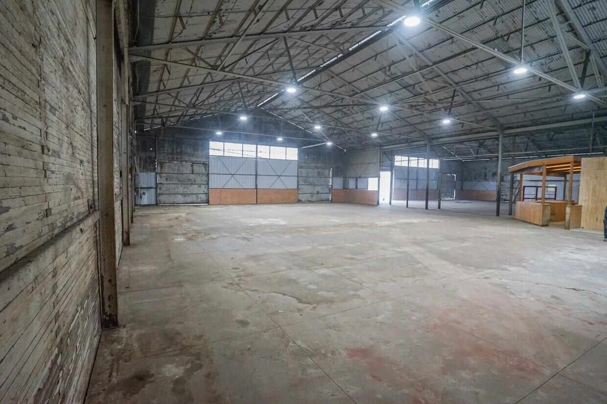 121 N Gateway Dr, Madera, CA 93637