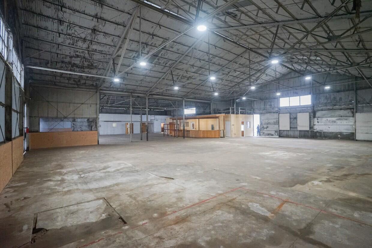 121 N Gateway Dr, Madera, CA 93637