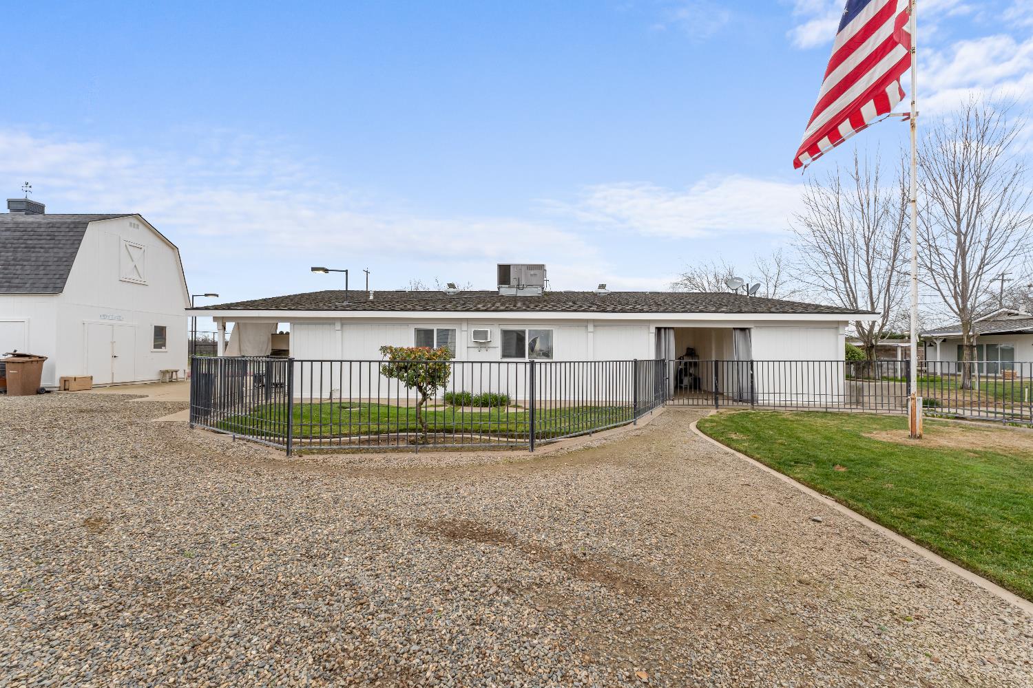 4280 Ipsen Ave, Le Grand, CA 95333
