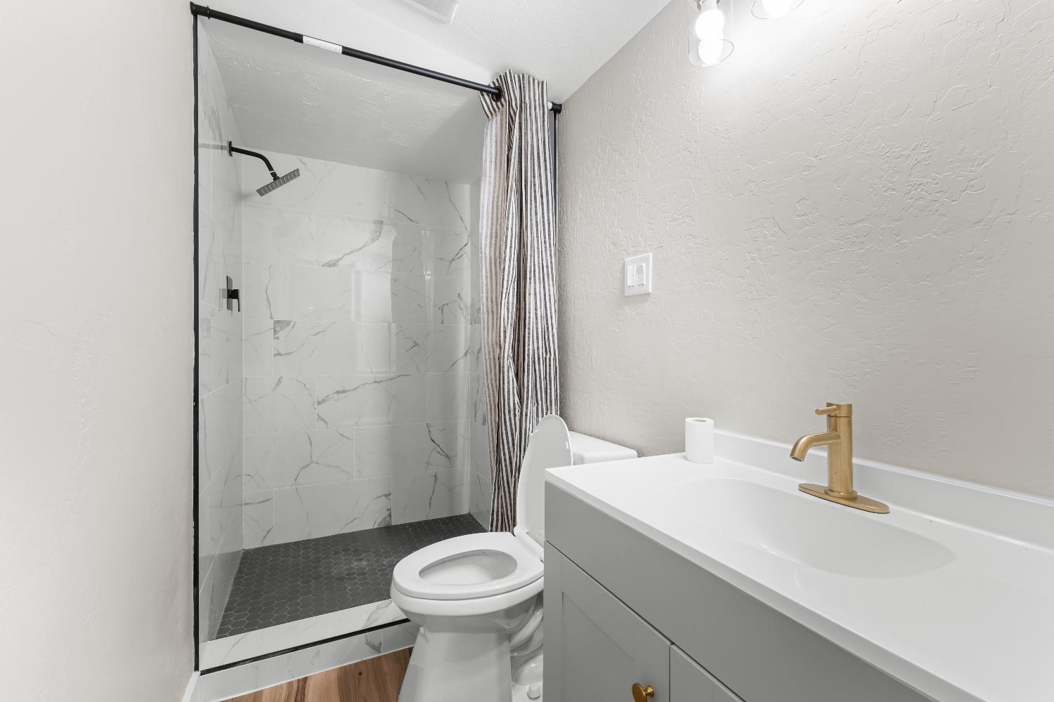 4280 Ipsen Ave, Le Grand, CA 95333