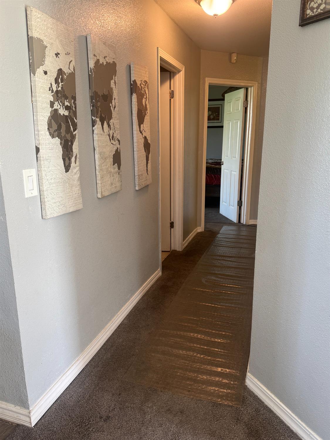 1352 N Saint Francis Dr, Los Banos, CA 93635