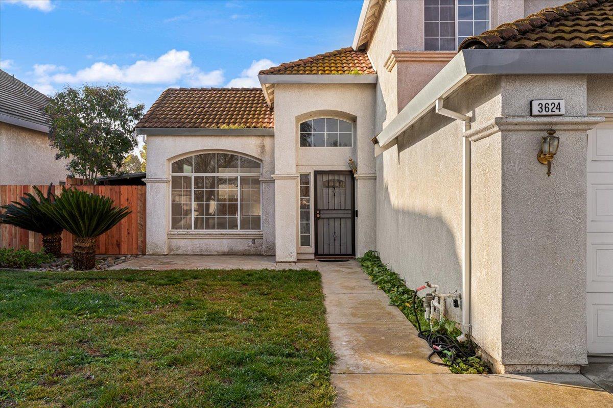 3624 Effingham Ln, Modesto, CA 95357