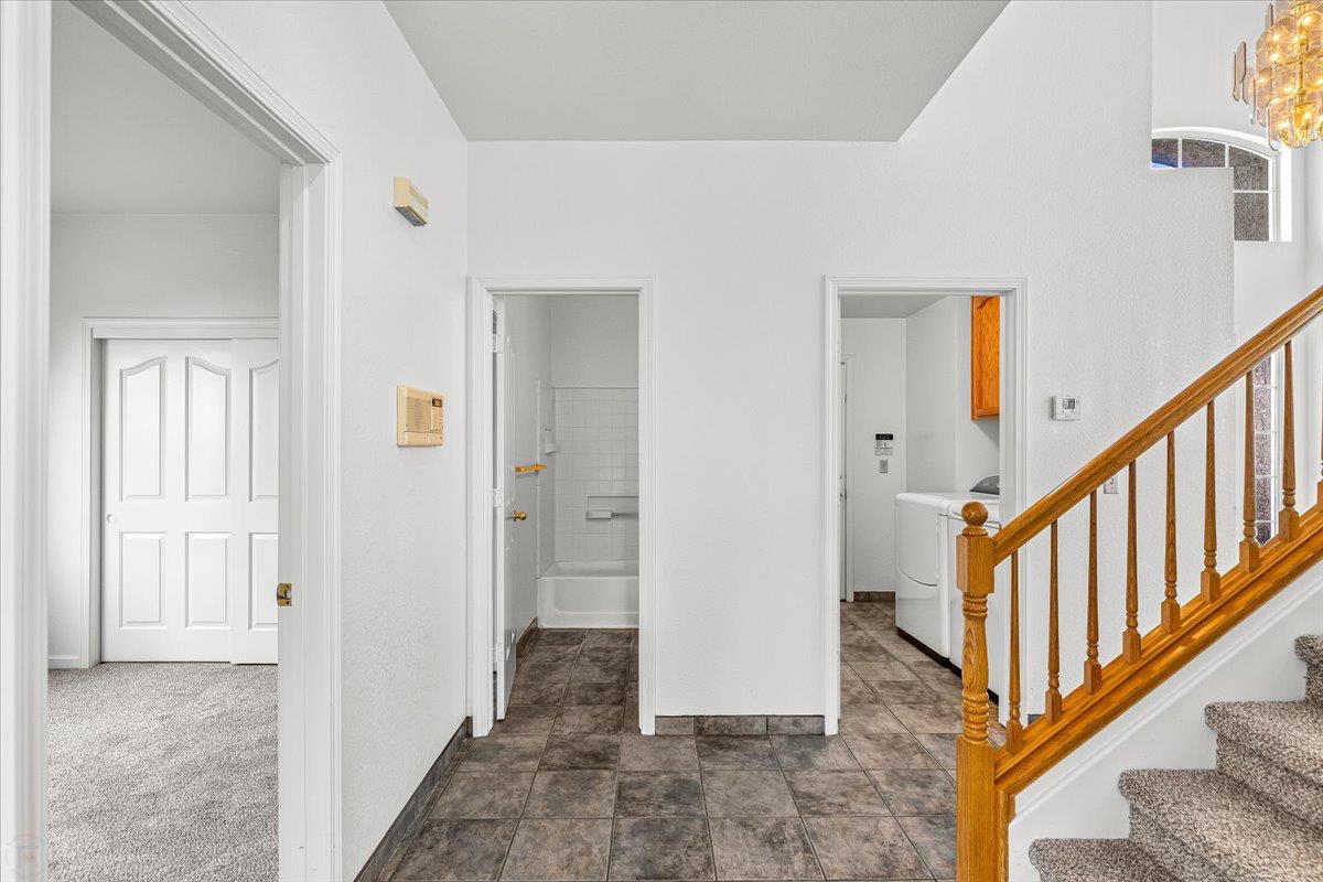 3624 Effingham Ln, Modesto, CA 95357