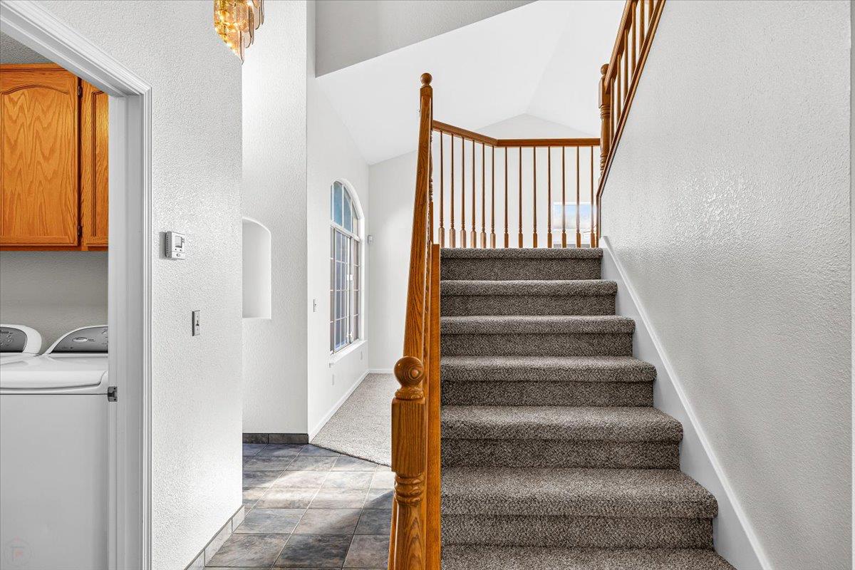 3624 Effingham Ln, Modesto, CA 95357