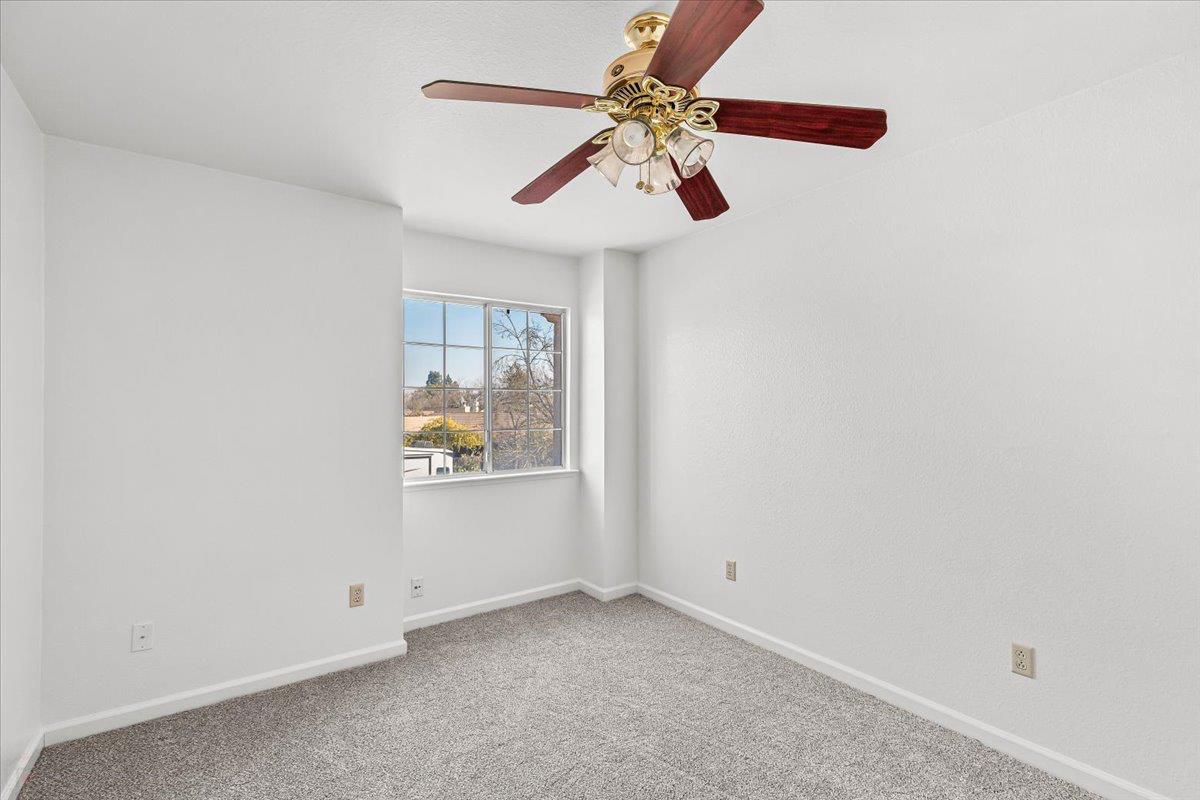 3624 Effingham Ln, Modesto, CA 95357