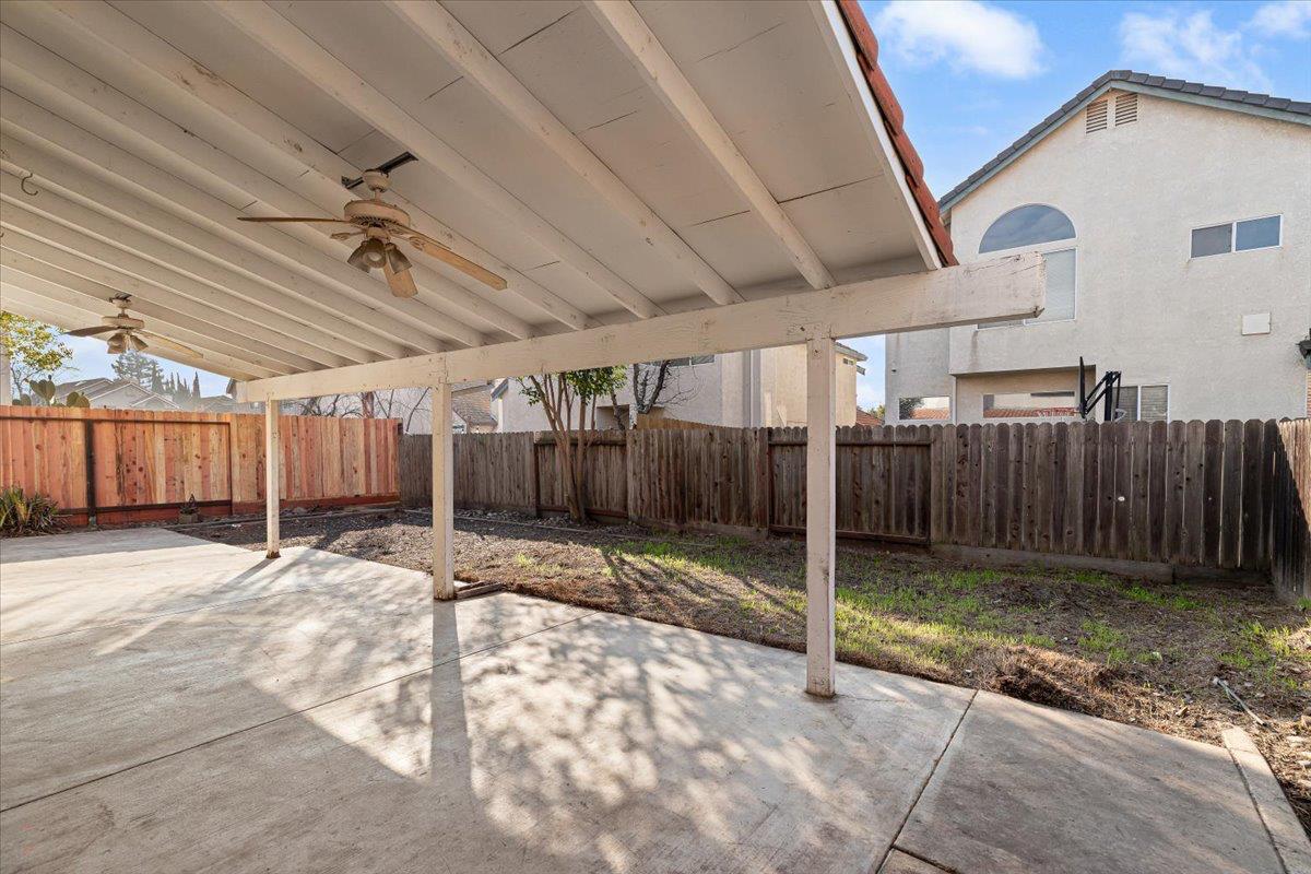 3624 Effingham Ln, Modesto, CA 95357