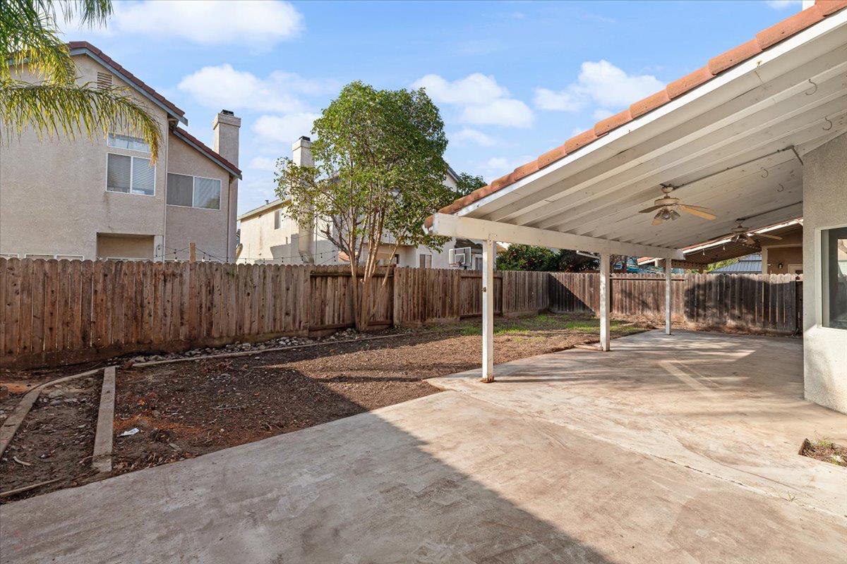 3624 Effingham Ln, Modesto, CA 95357