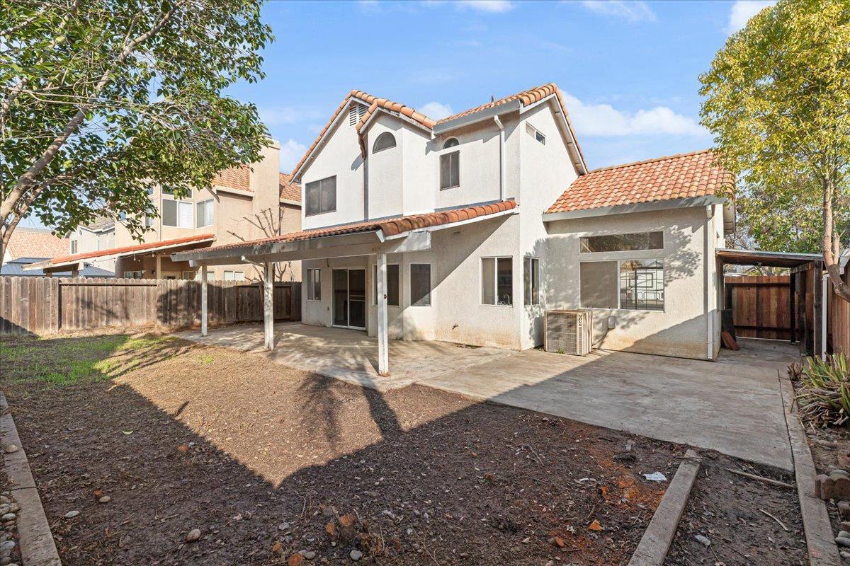 3624 Effingham Ln, Modesto, CA 95357