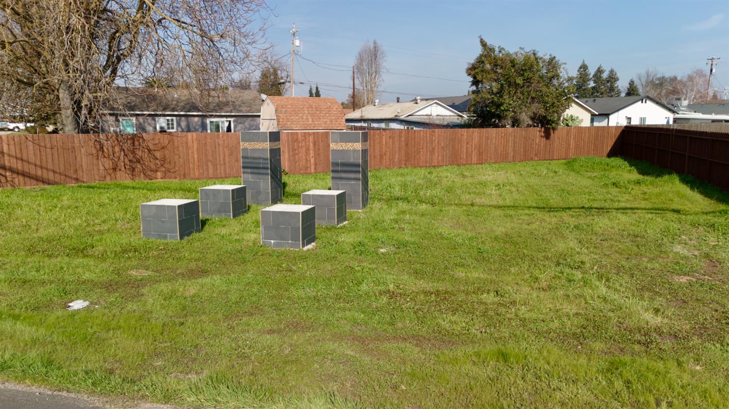 2310 Main St, Escalon, CA 95320