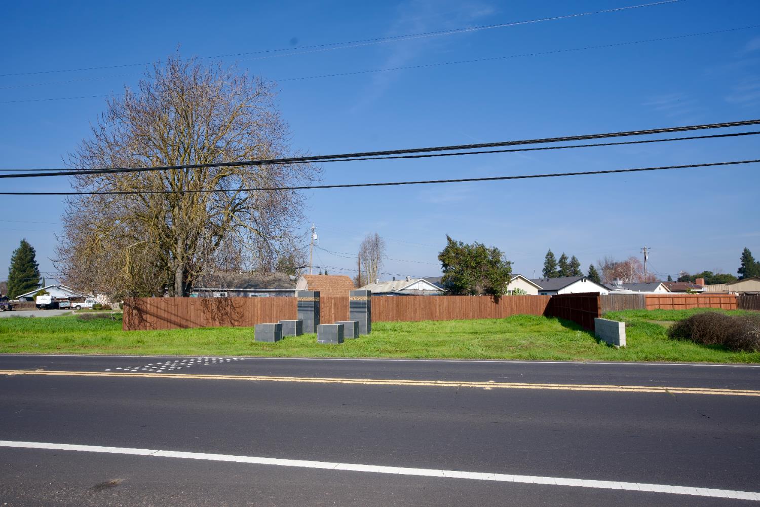 2310 Main St, Escalon, CA 95320