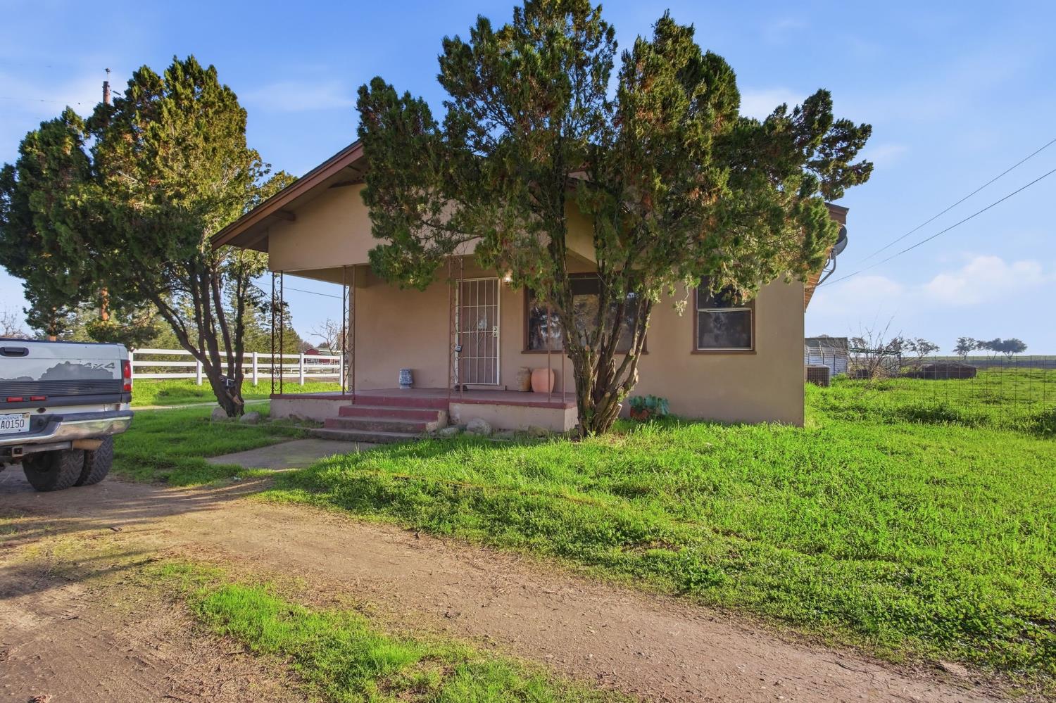 12242 Orange Blossom Rd, Oakdale, CA 95361