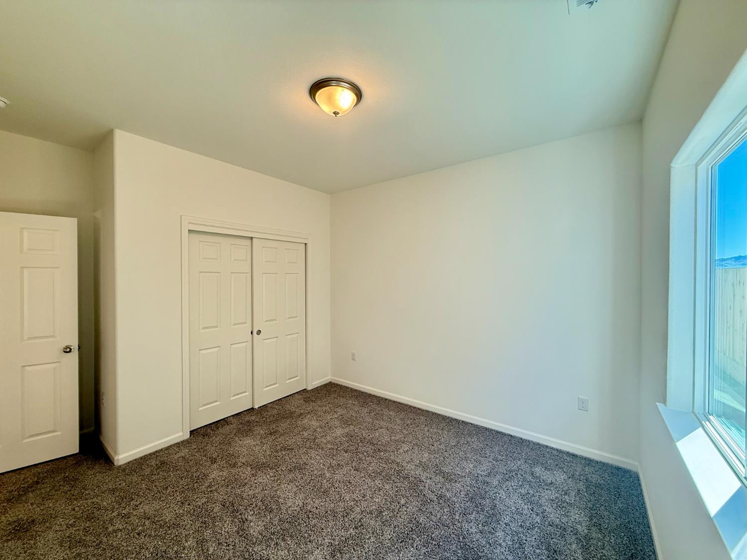 1200 E Orange St, Avenal, CA 93204